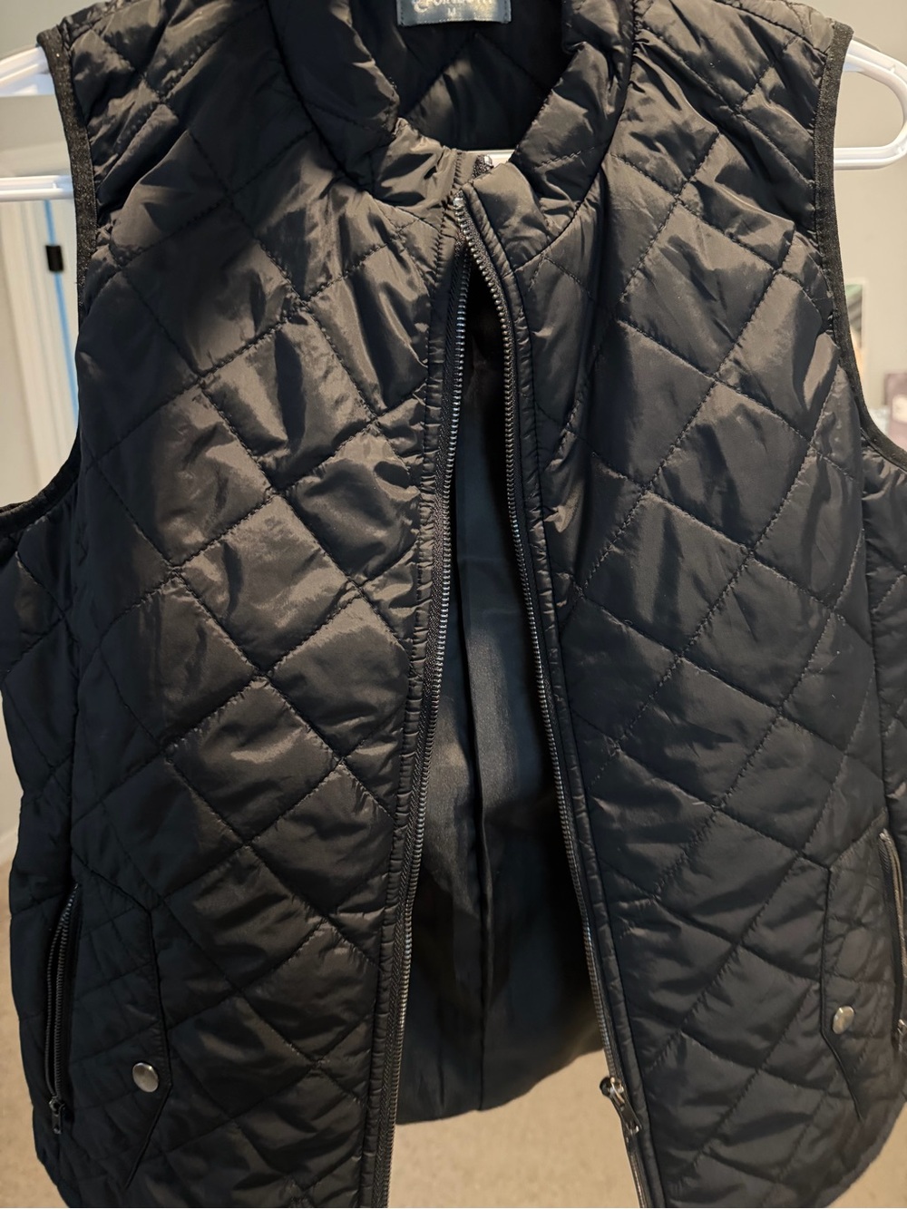 Quilted Black Women's Vest Jacket - Classic Lightweight Layer